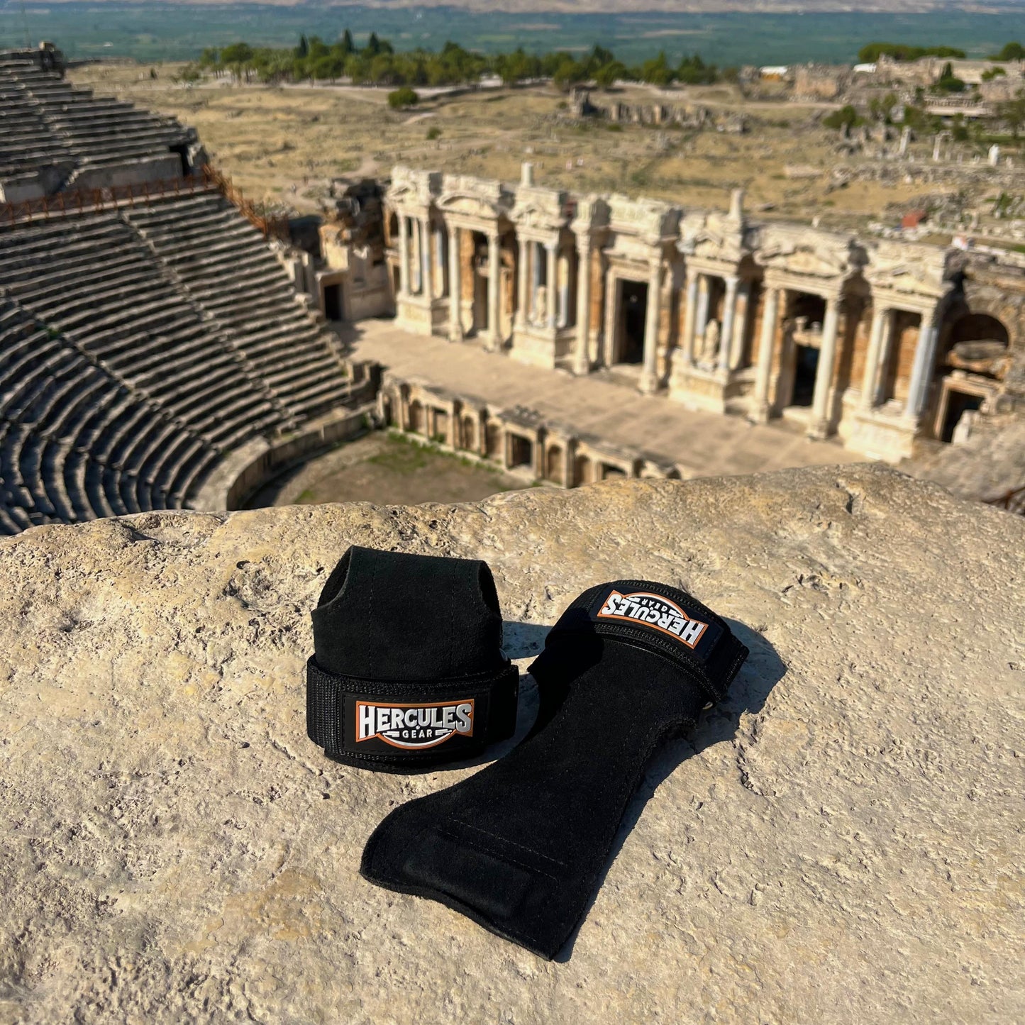 NÉMÉE - SANGLES DE TIRAGE, GRIP D'EXCEPTION